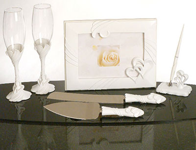 Two Hearts Become One Wedding Accessories Set