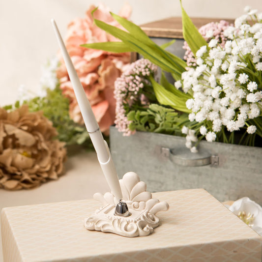 Vintage design pen and base accessory set