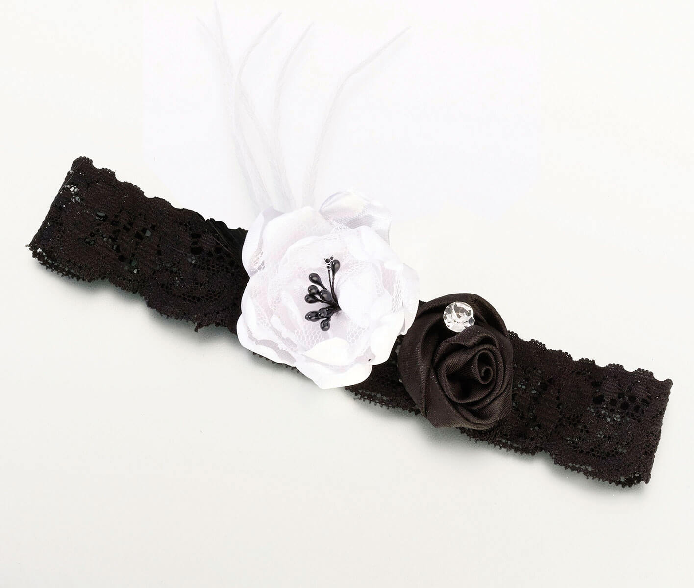 Vintage Lace Black and White Garter