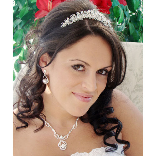 Silver Bridal Jewelry Set Encrusted with Rhinestone